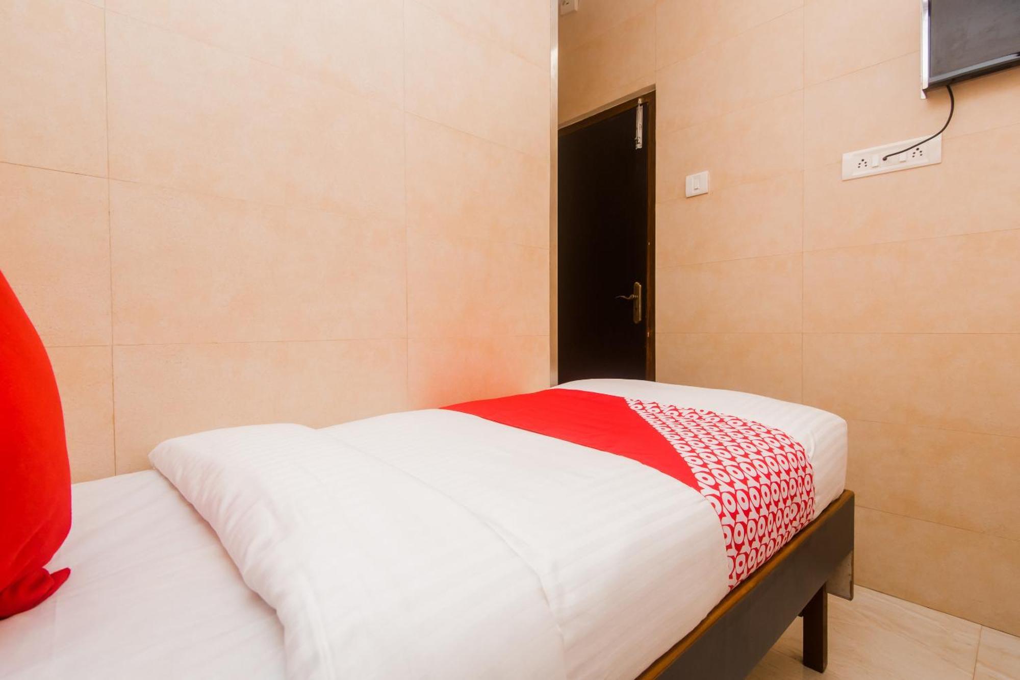 Hotel O Kamal Мумбаи Экстерьер фото